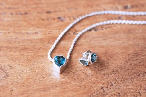 handmade-necklace-earring-portsmouth